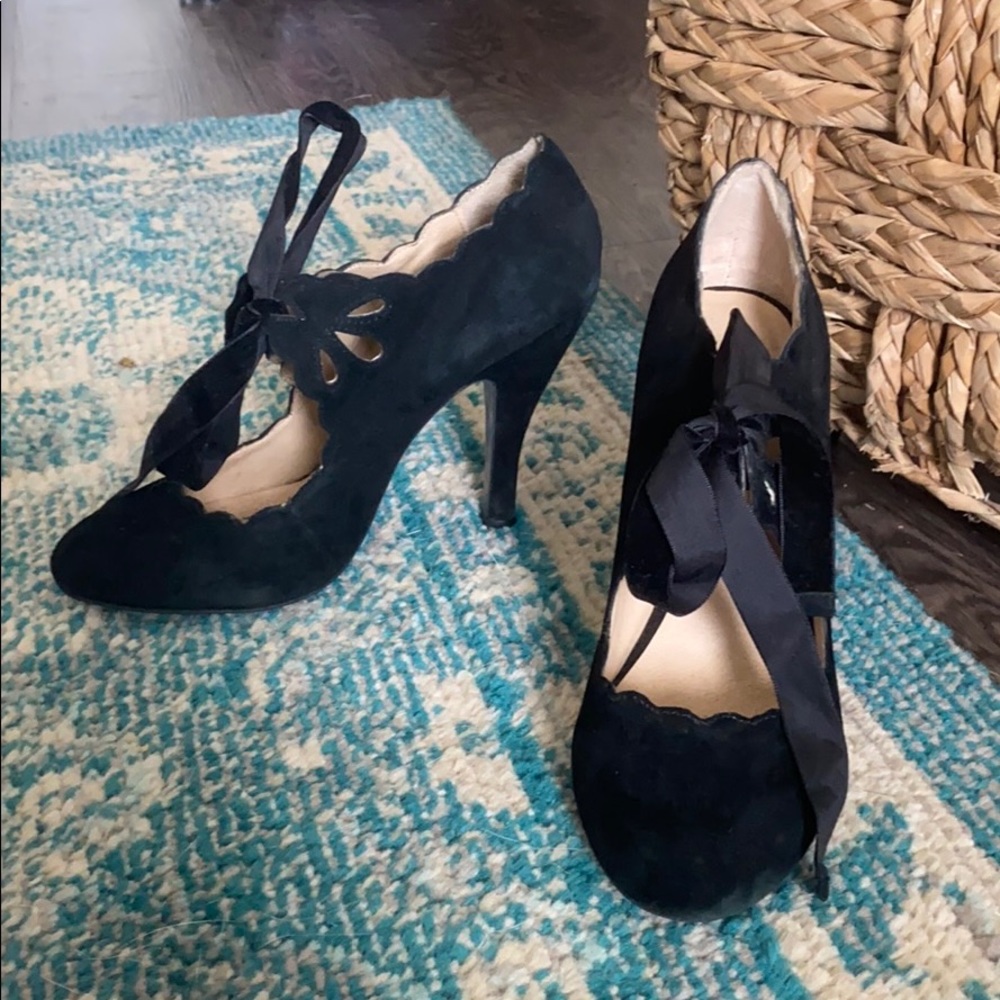 Black heels- size 7